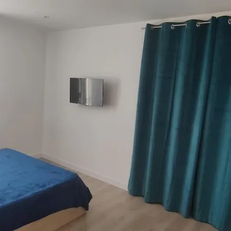 Au Centre Du Monde Selon Dali * Perpignan