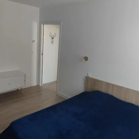 Au Centre Du Monde Selon Dali Appartement Perpignan