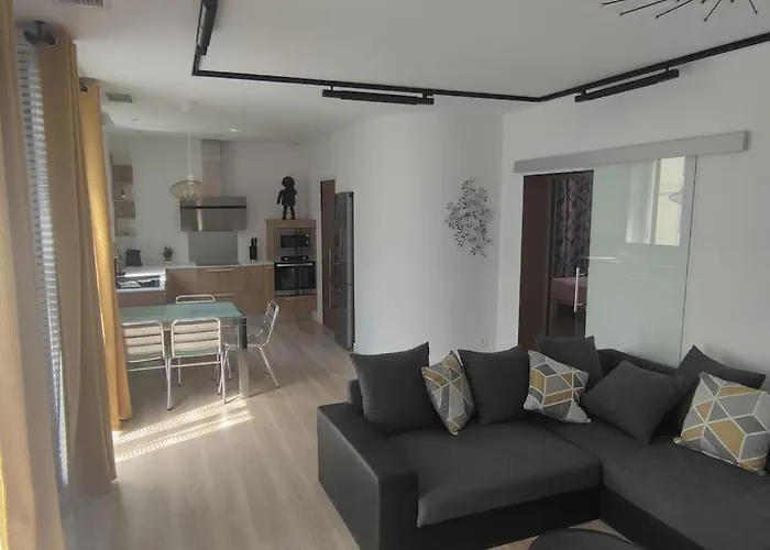 Au Centre Du Monde Selon Dali Appartement *